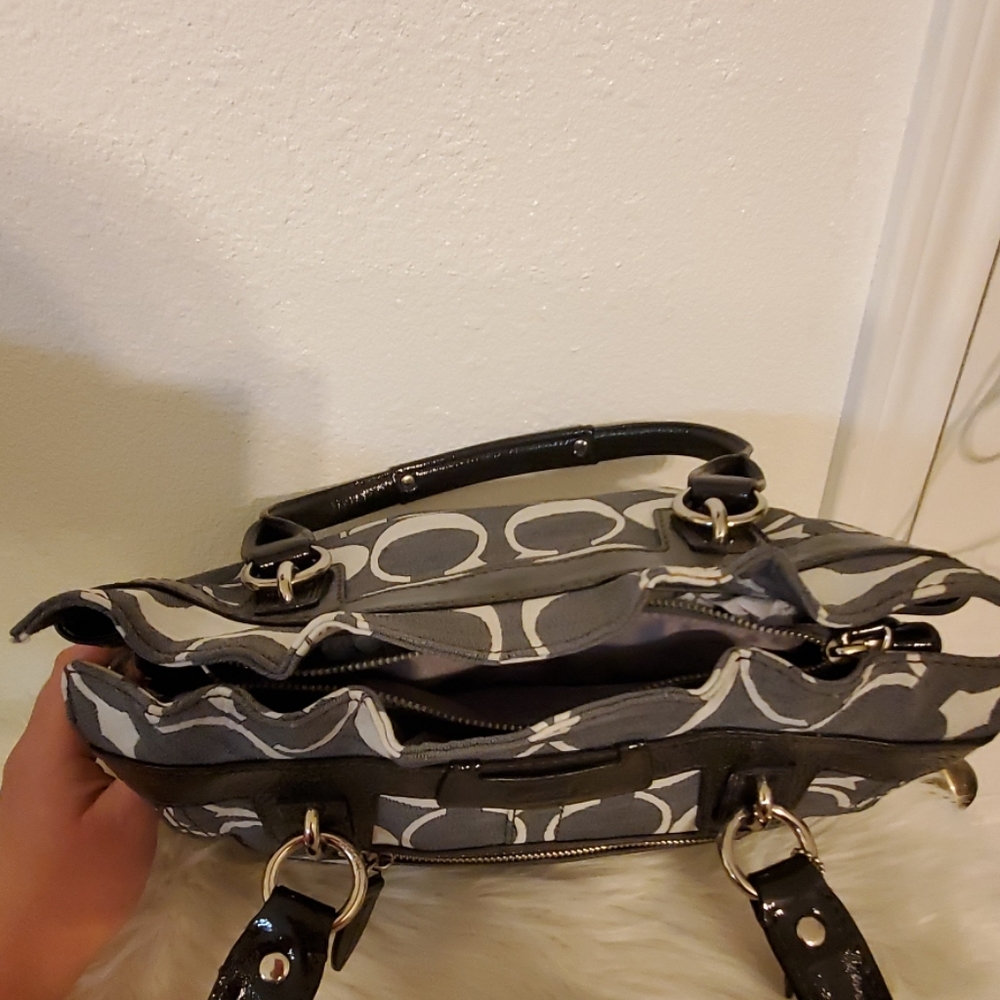 Coach Penelope Purse - Picture 7 of 7
